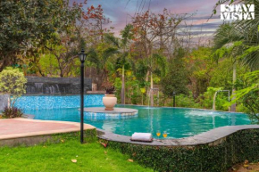 StayVista at Maple Farms with Pool, BBQ & Bonfire